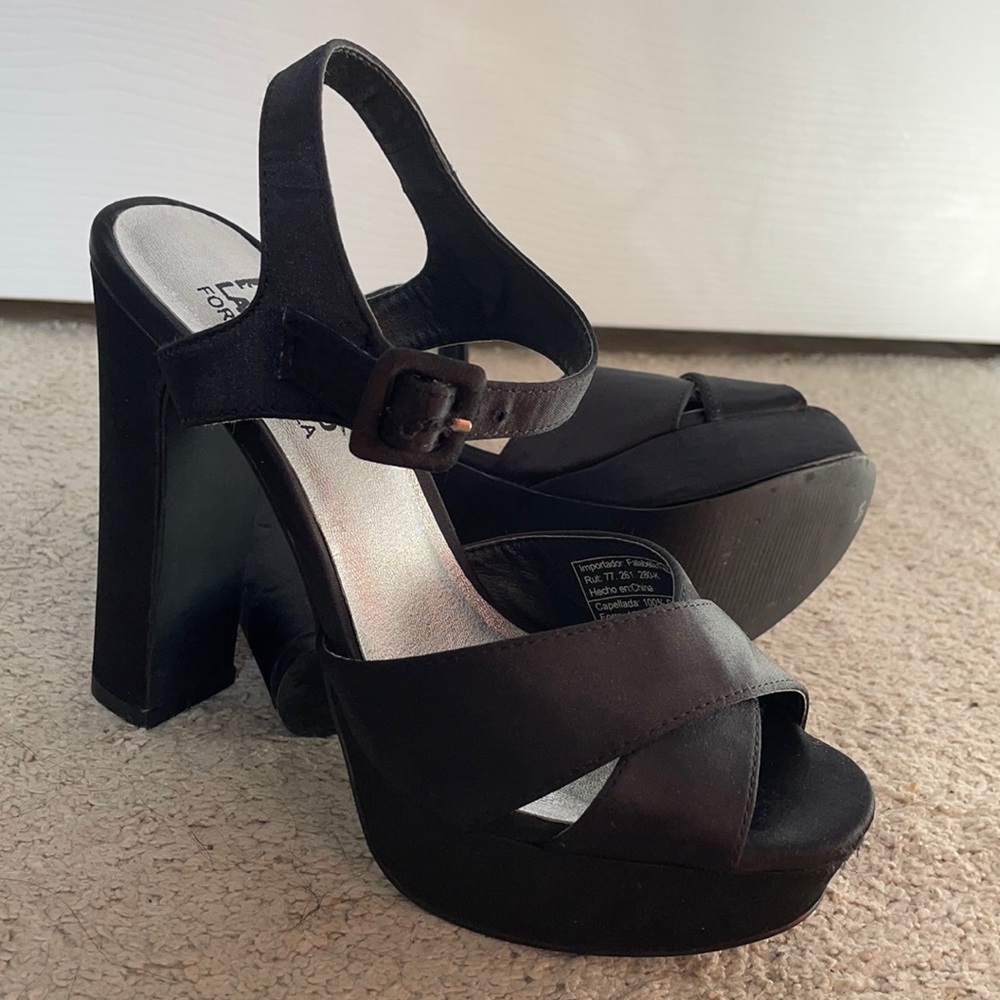 Karl Lagerfeld for Falabella silk heels
